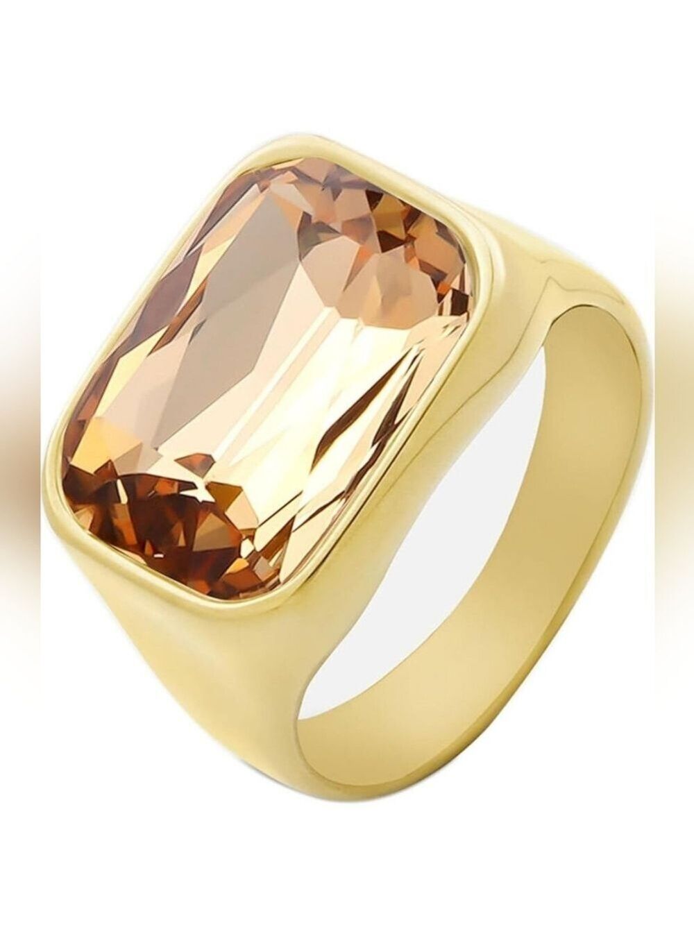 Elegant Gold and Brown Gemstone Ring